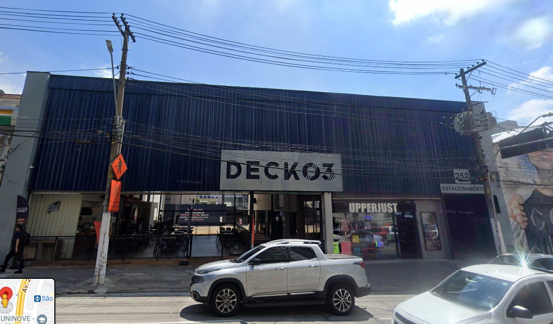 Deck03 na Rua Pedroso, 258